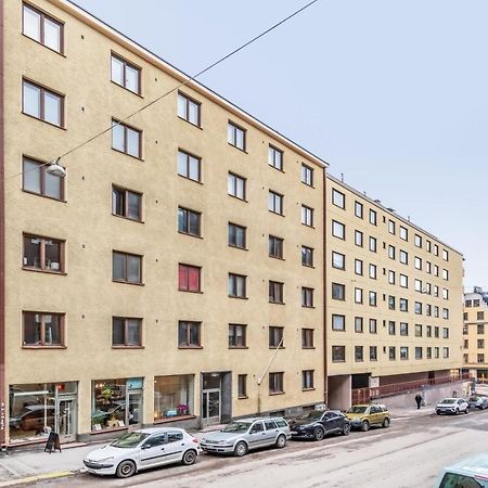 Wehost Modern Kitchen Studio With Bright Colours Apartment Helsinki Exterior photo